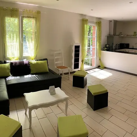 La Maison Au Bord Du Nyaraló *